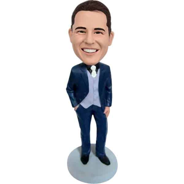 Personalized groomsman bobblehead