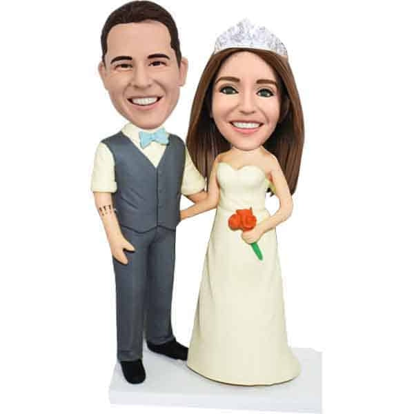 Custom your own wedding bobbleheads