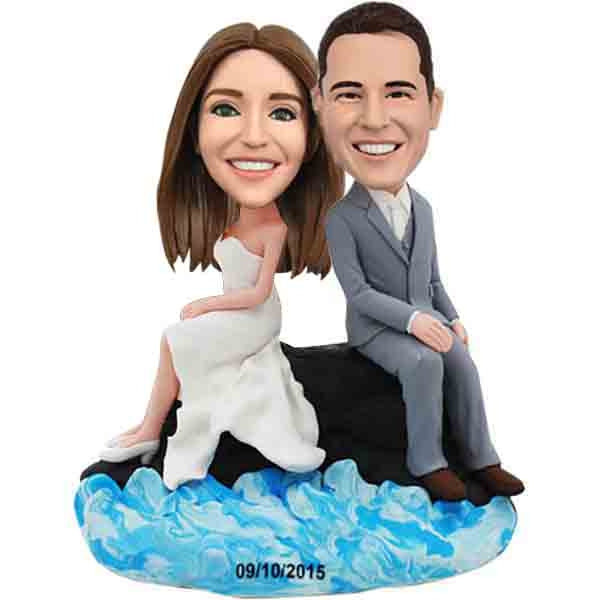 Custom bobblehead cake toppers for wedding