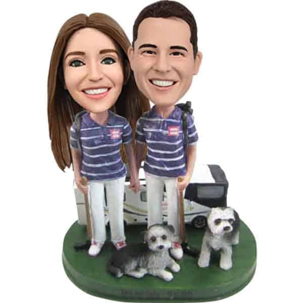 Custom Bobbleheads Couple in same outfit