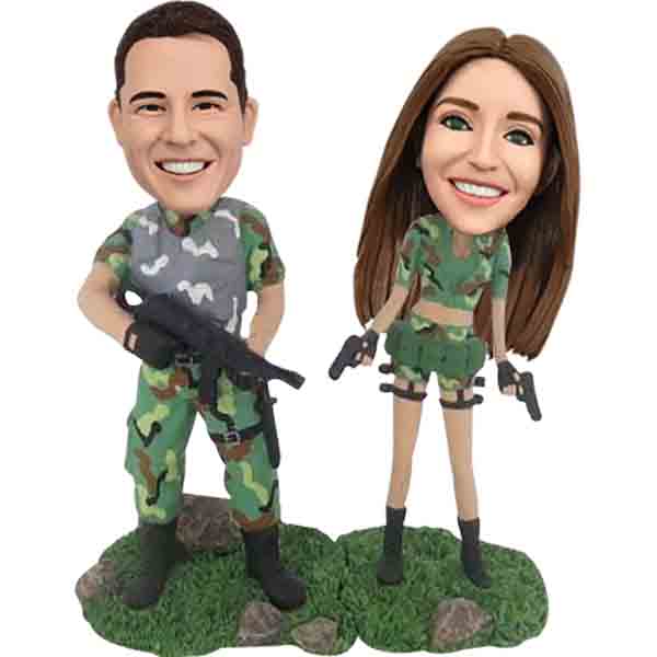 Military couple bobbleheads dolls