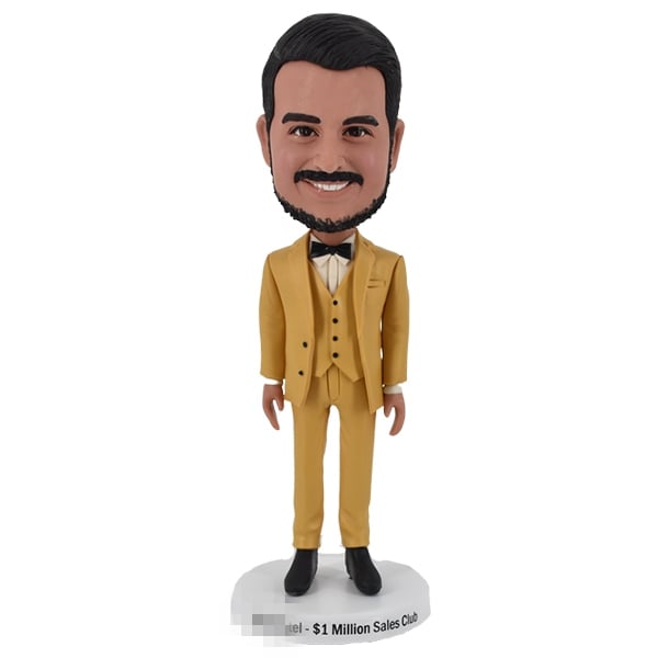 Personalized bobblehead gift for groomsman