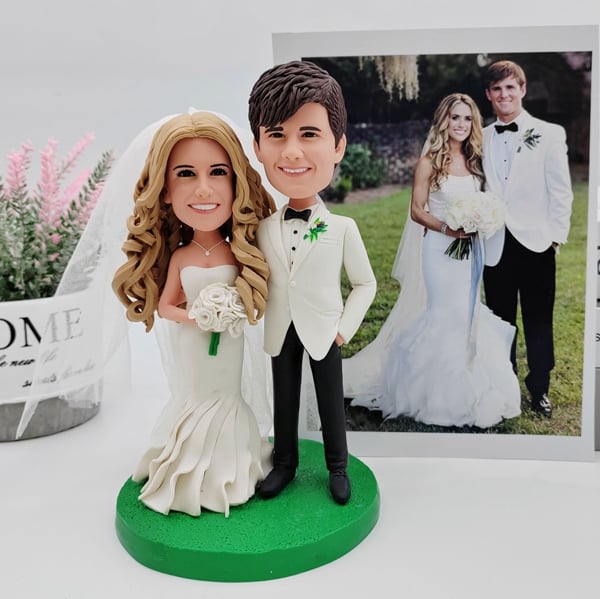 Make Your Own Wedding Bobblehead Cake Toppers
