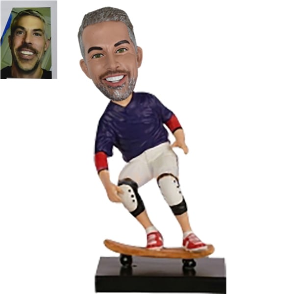 Custom Bobblehead Skateboarder