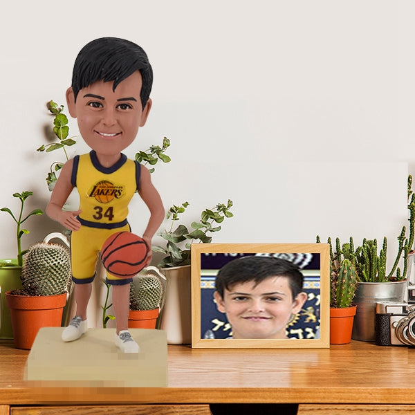 Customize Your Basketball Bobblehead from Photo