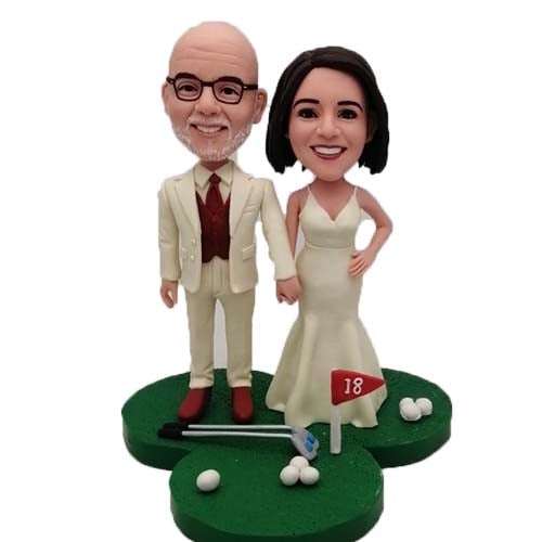 Custom golf theme wedding bobbleheads