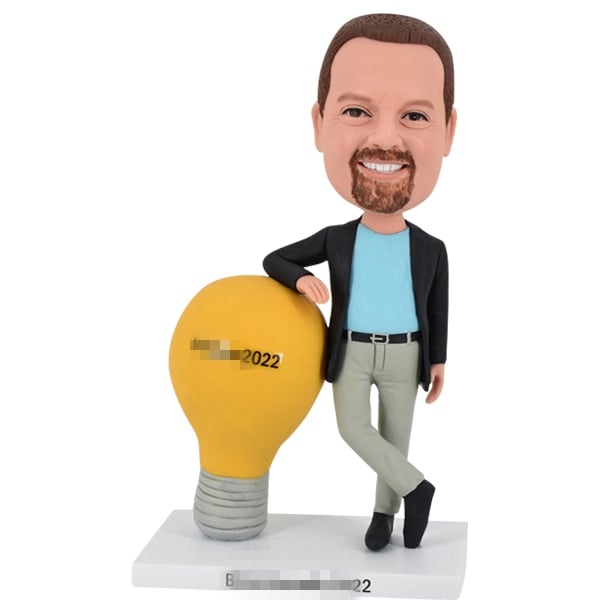 Custom bobblehead leaning again big light bulb