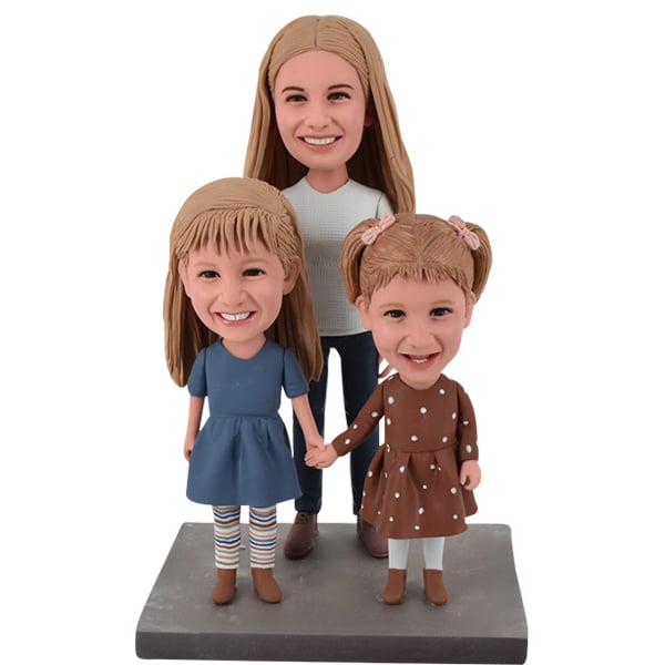 Custom Bobble Head Mother and Two Daughters