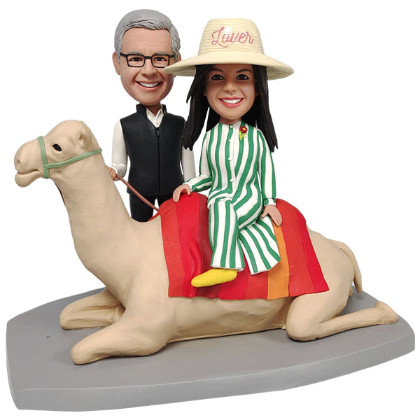 Couple Bobblehead Personalized on Camel