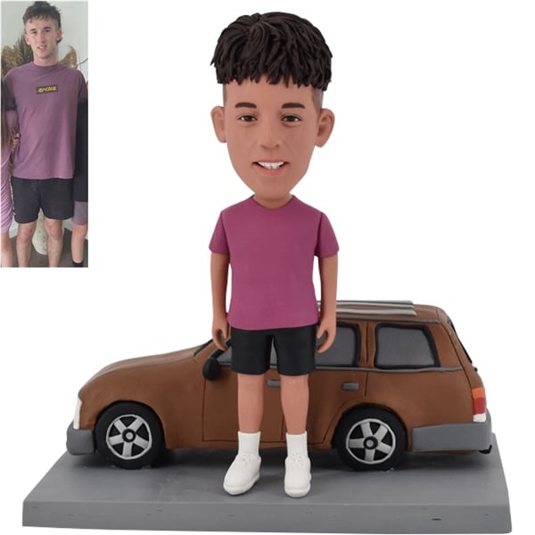 Custom bobblehead with car