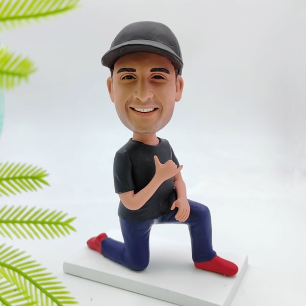 Custom Bobble Head kneeling with shaka sign