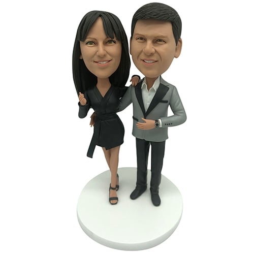 Custom bobbleheads man and woman