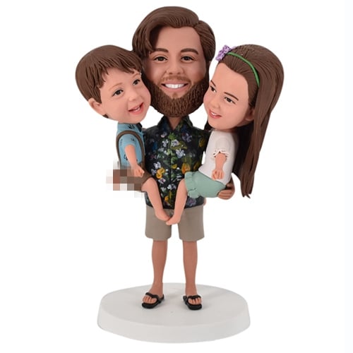 Custom bobbleheads Dad holding Daughter and Son