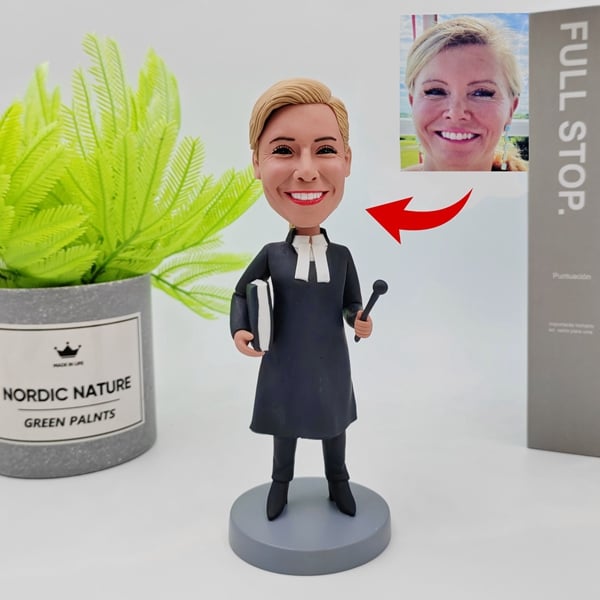 Custom Bobble Head Female Lawyer